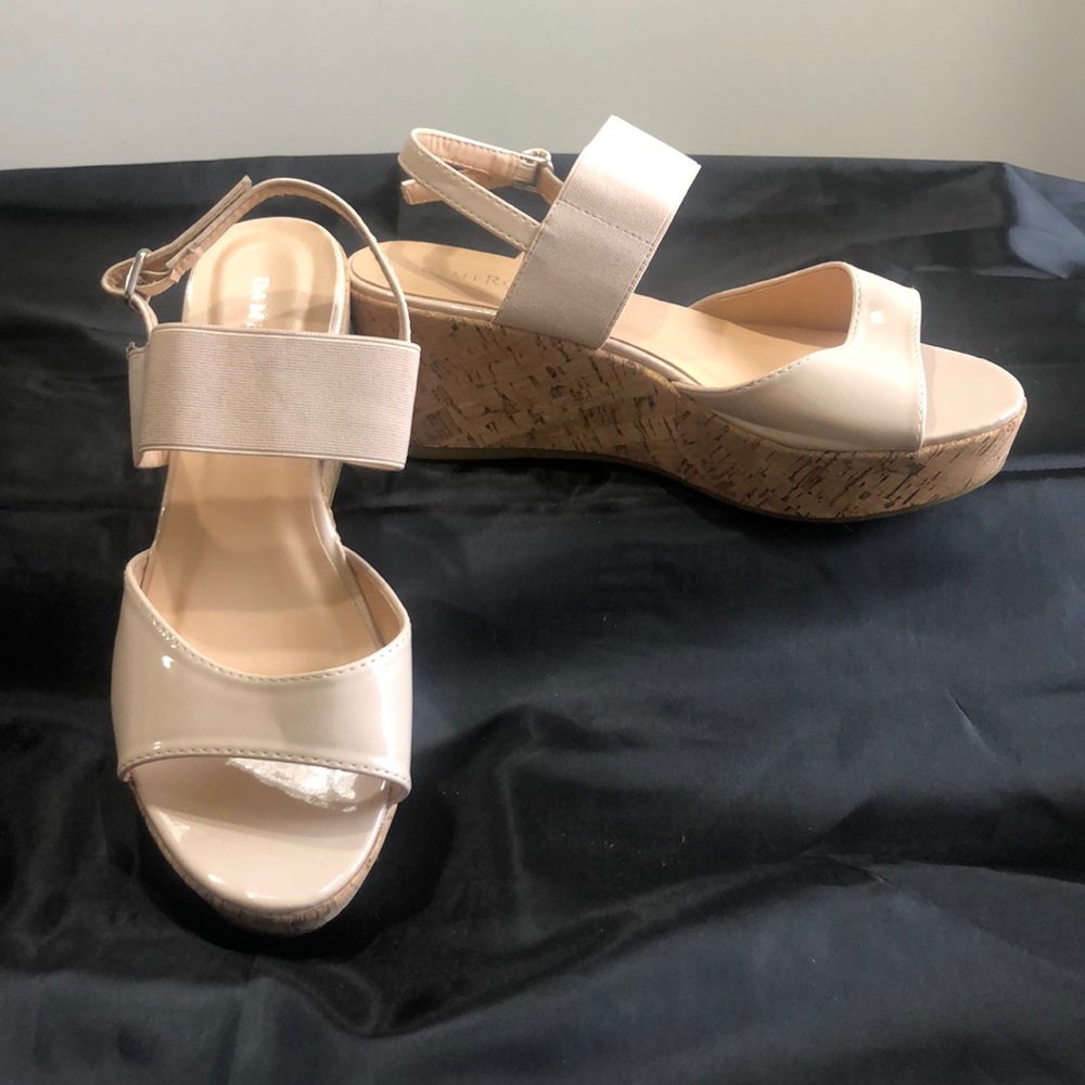 Platform shoes